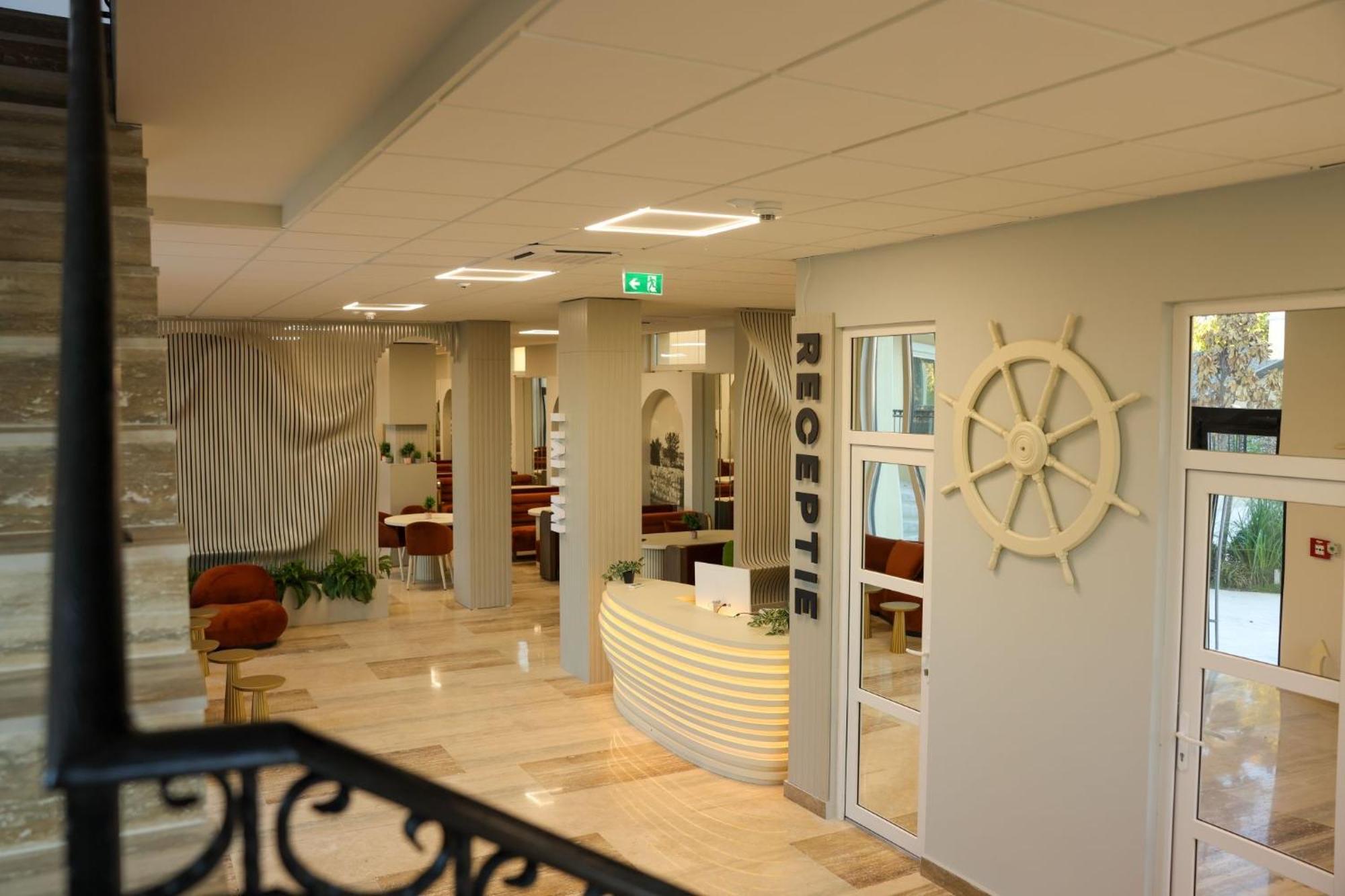Mimi Hotel Corabia Екстер'єр фото